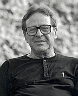 Τσακνιάς, Σπύρος, 1929-1999